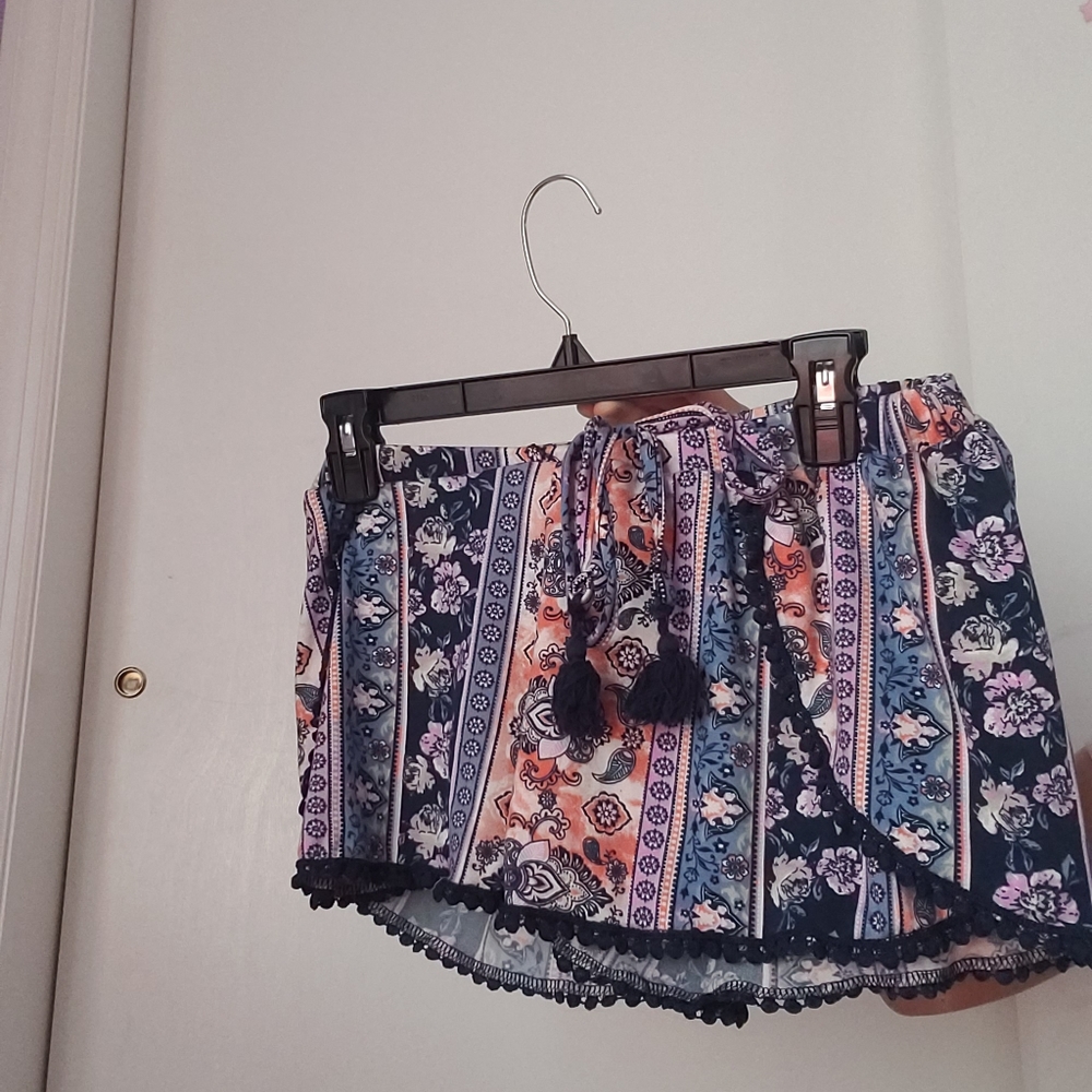 eye candy patterned shorts